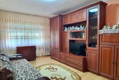 Apartament cu 2 camere decomandat în Micro 18 - 2
