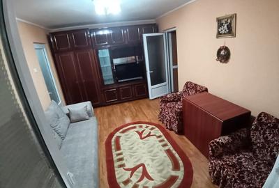 Inchiriez apartament 2 camere - 2