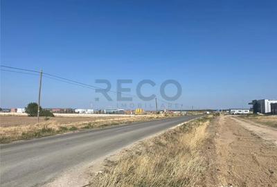 Teren de 5755 mp, în Aeroport - 7