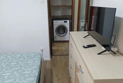 Apartament cu 3 camere decomandat în Micro 16 - 1