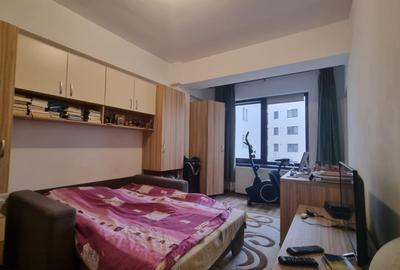 Garsonieră decomandată, mobilată în Bucium - 1