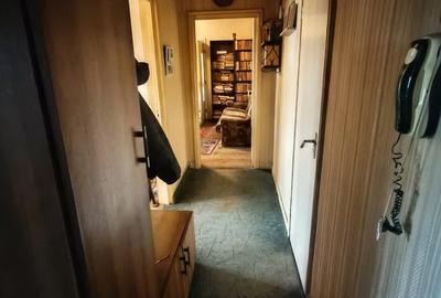 Apartament cu 3 camere decomandat în Victoriei - 9