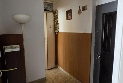 Apartament cu 3 camere semidecomandat în Central - 3