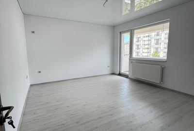 Apartament cu 3 camere decomandat în Militari - 25