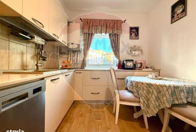 Apartament cu 3 camere decomandat, mobilat în Kamsas - 4