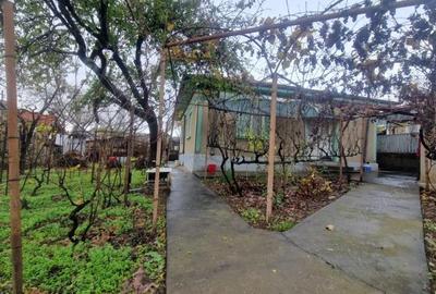 CASA 4 CAMERE , SUPRAFATA TOTALA 80 MP , TEREREN 355 MP, DESCHIDERE 17,5 ML - 1