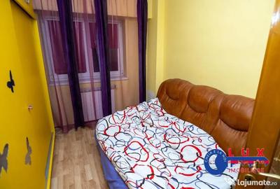 Apartament cu 3 camere semidecomandat în Pelican