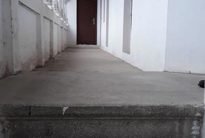 Casă cu 7 camere cu Teren 439 Mp în Pucioasa - 9