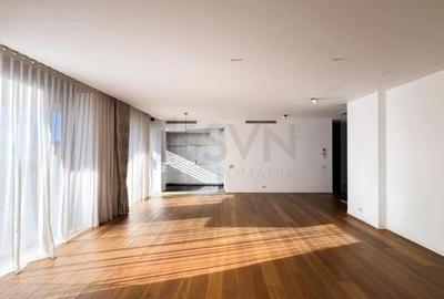 Apartament cu 4 camere decomandat, mobilat în Primăverii