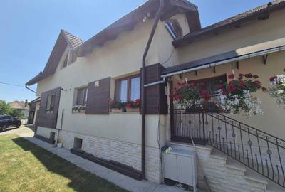 Casă cu 4 camere cu Teren 800 Mp în Luna - 6