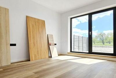 Casă cu 5 camere cu Canalizare în Ghimbav Livadă - 10