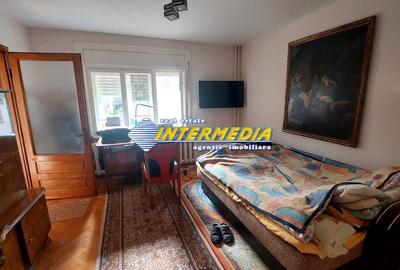 Casă individuală cu 5 camere cu Canalizare în Cetate - 3