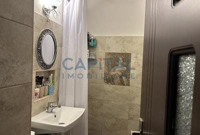 Apartament Decomandat cu 2 Camere - Str. 22 Decembrie 1989.COMISION 0% - 4
