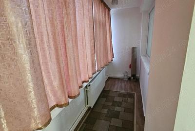 Apartament cu 2 camere semidecomandat, mobilat în Țiglina 2
