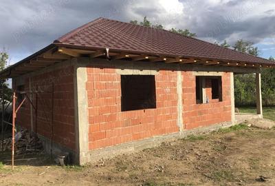Casă cu 5 camere în Șivița - 4
