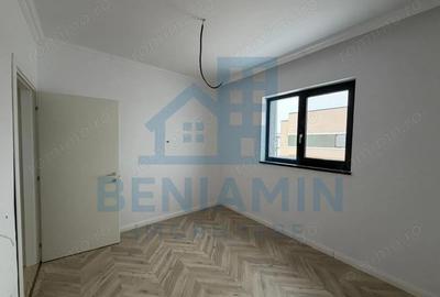 Casă cu Teren 391 Mp în Est - 8