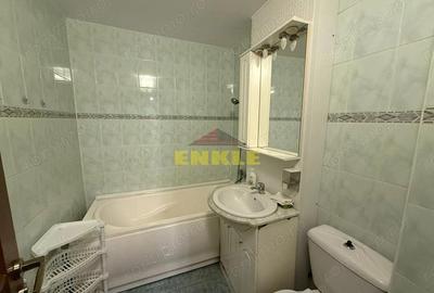 Vanzare apartament 3 camere decomandat, Zona Curcubeului - 8