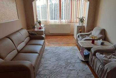 Apartament cu 3 camere semidecomandat în Rogerius - 4