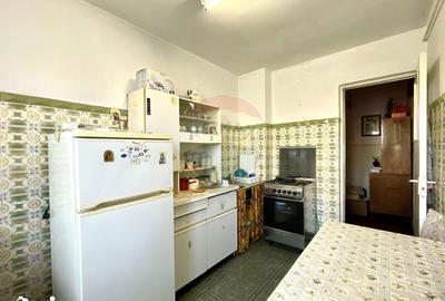 Apartament cu 3 camere decomandat, mobilat în Tomis I - 9