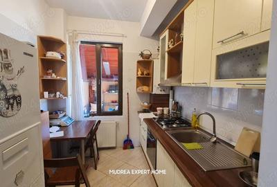 Otopeni, doua vile in duplex - 2