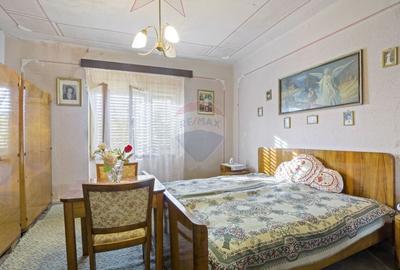 Casa de vanzare, pozitie excelenta, la intrare in Loc. Galsa - 8