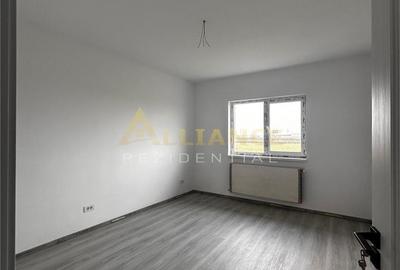 Casă cu 4 camere cu Teren 290 Mp în Central - 7