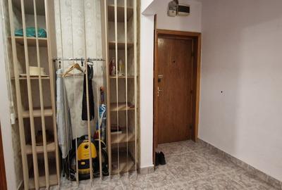 Zona Dacia, 3 camere decomandate, suprafata 72mp - 3