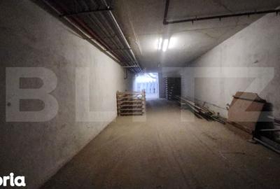 Spațiu comercial, de 1,500 mp, în Central - 2
