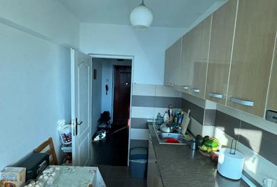 Apartament 3 camere , intr-o zona lini?tita, langa parcul I.O.R. 7 min. Metrou - 1