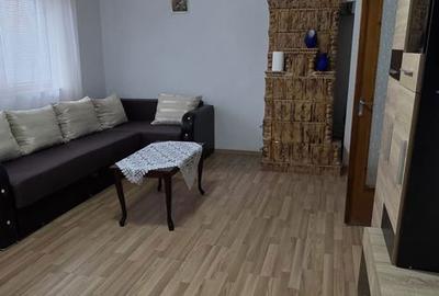 Apartament cu 3 camere decomandat în Gară