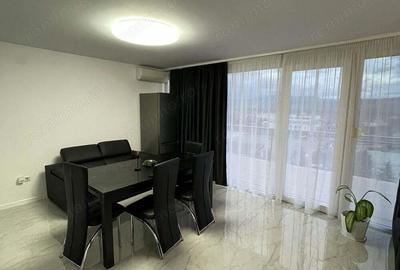 Apartament cu 3 camere decomandat în Piața Centrală - 2