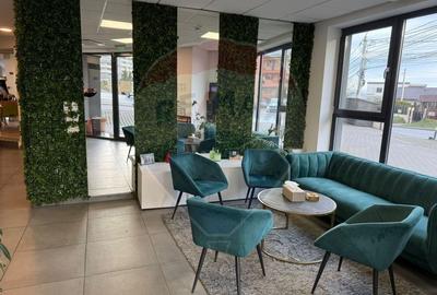 Spatiu de birouri modern de inchiriat in zona Europa, cu parcare - 1