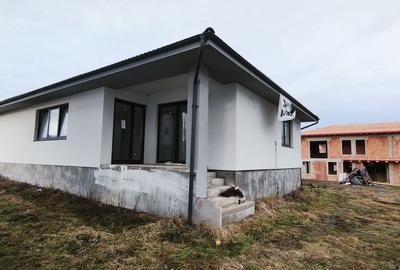Casă cu 4 camere în Corunca - 6