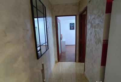Apartament cu 2 camere nedecomandat în Central