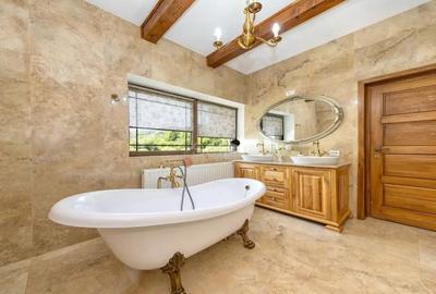 Casă cu 5 camere cu Canalizare în Bunloc - 8