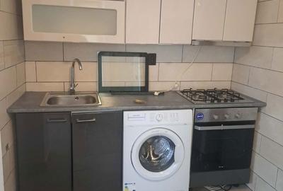 Garsonieră nedecomandată în Manolești - 2