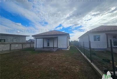 Casa finalizata 4 camere pompa de caldura in Ciorogarla - 20