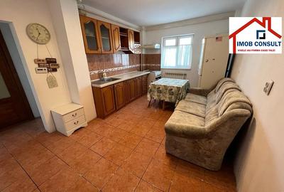 Apartament cu 2 camere decomandat în Banca Națională - 1