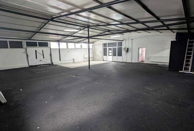 Spațiu comercial, de 180 mp, în Central - 3