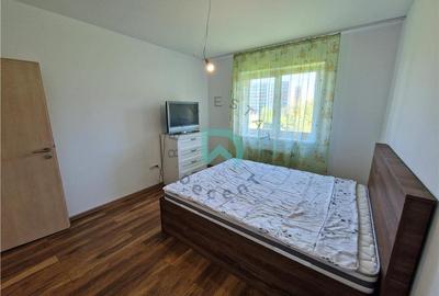 Apartament cu 2 camere decomandat în Tractorul - 9