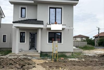 Casă cu 4 camere în Moșnița Nouă - 15