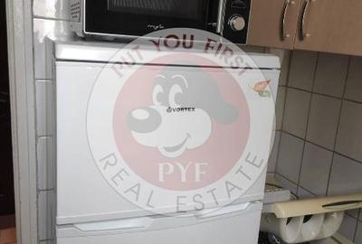 Garsonieră decomandată în Universitate