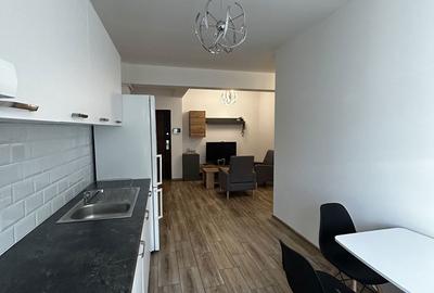 Apartament cu 3 camere, mobilat în Sud - 15