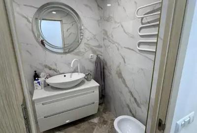 Apartament cu 2 camere decomandat în Astra
