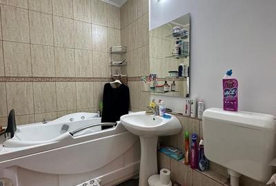 Apartament cu 3 camere decomandat în Ozana - 14