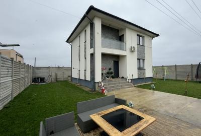 Casa| Vila individuala |Com Berceni la sosea | 10min metrou Aparatorii Patriei - 3