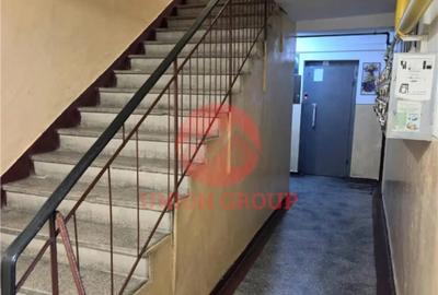 Apartament cu 3 camere decomandat în Casa de Cultură - 5