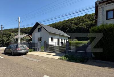 Casa parter, 83 mp utili, 1060 mp teren, posibilitate de man