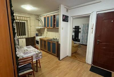Apartament cu 2 camere decomandat în Lipovei - 2