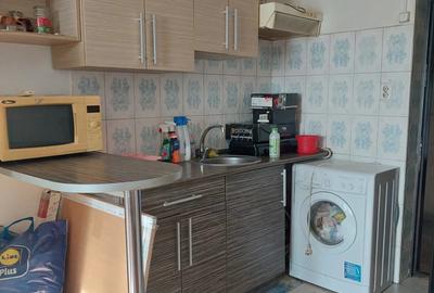 Proprietar inchiriez garsoniera zona Lipovei - 4